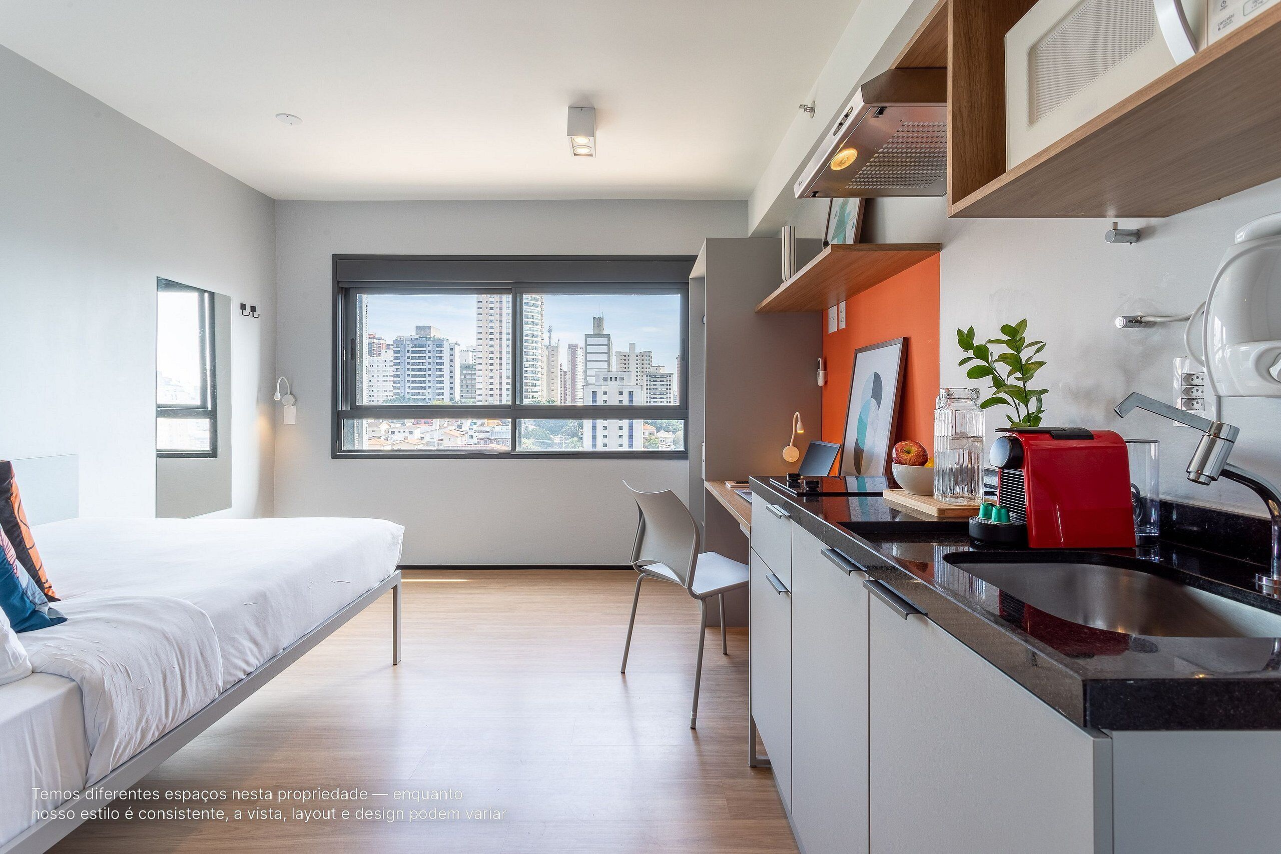 Studio Elite | Skrivbord, arbetsyta för laptop, gratis wi-fi och sängkläder