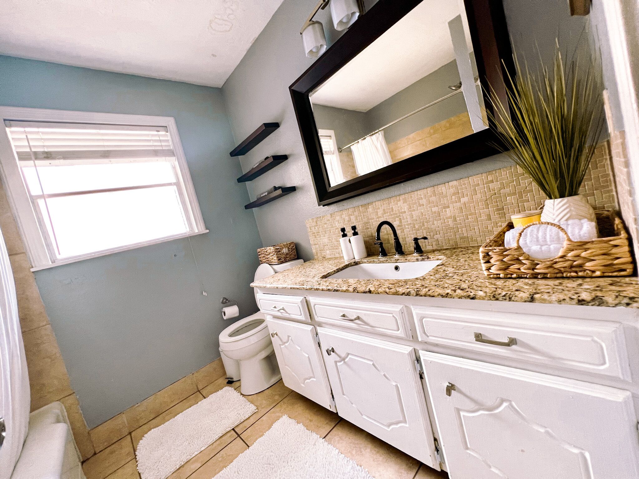 Ocean Dr Gem! Walk 2 Bay & Downtown. Spacious!