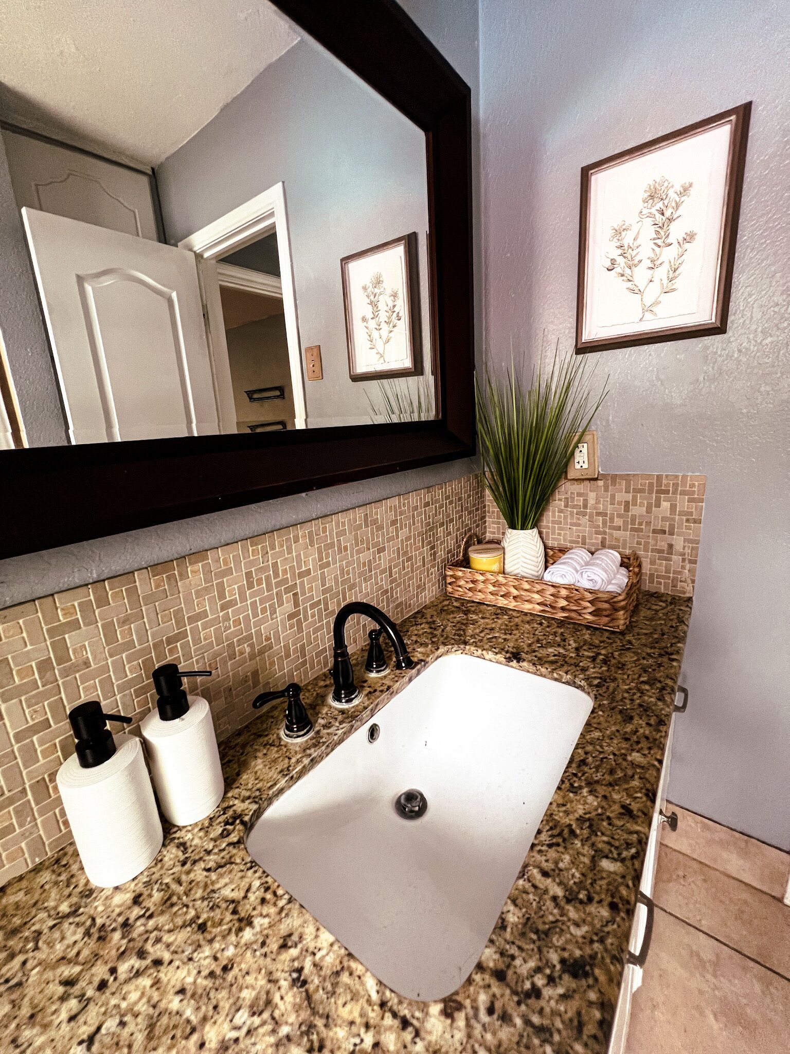 Ocean Dr Gem! Walk 2 Bay & Downtown. Spacious!