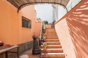 Apartment | 1 bedroom - Casetta Amelia With Seaview by Wonderful Italy (Taormina)