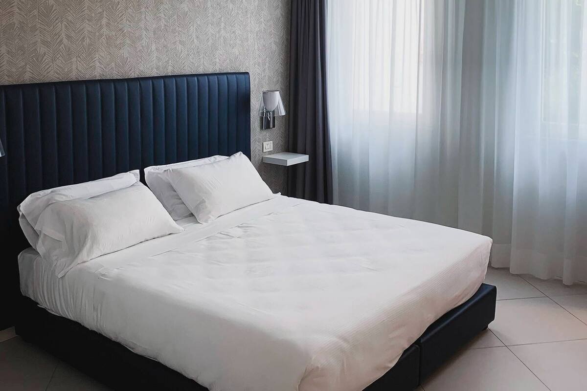 Habitación junior | Minibar, escritorio, wifi gratis y ropa de cama