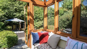 Cottage | Property grounds