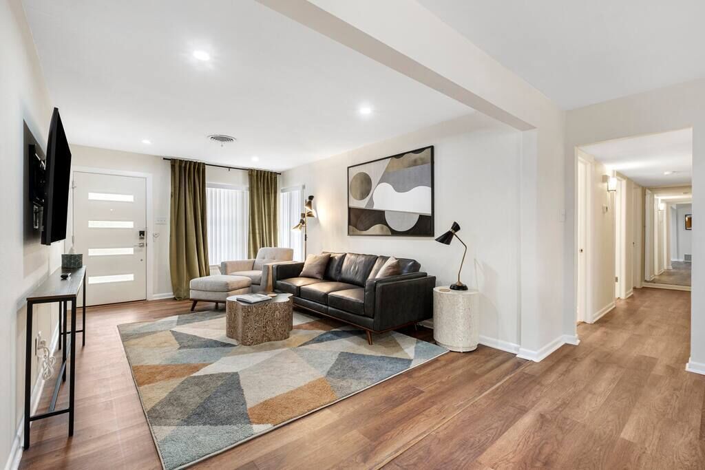 NEW! Mid Century Modern Gem *Centrally Located*