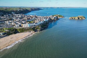 Exterior - The Cwtch - 2 Bedroom Apartment - Tenby (Tenby)