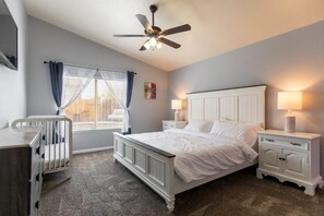 5 bedrooms, desk, iron/ironing board, travel cot