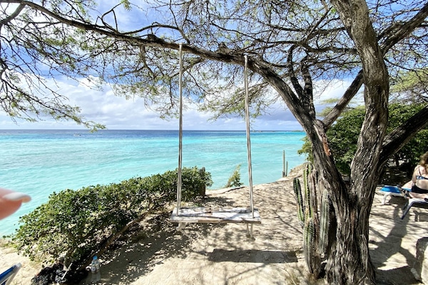 Sun-loungers, beach towels