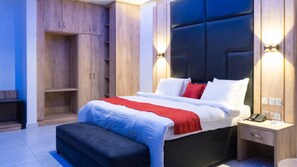 Espacio para trabajar con un portátil y wifi gratis