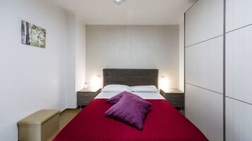 1 chambre, literie de qualité supérieure, matelas mémoire de forme