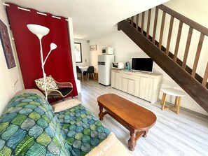 TV - Maison Calypso by Agence Bru - 427520 (Lacanau)