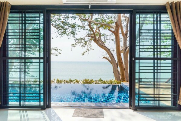 Front of property - Koh Sirey Beachfront Pool Villa (Ratsada)