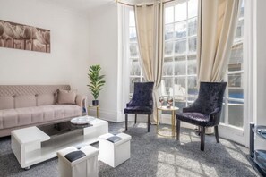 TV - Luxury, very central and spacious house (Brighton and Hove)