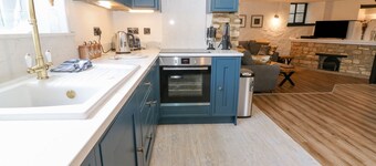 Ellie's Cottage