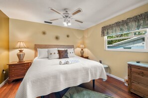 2 室のベッドルーム、WiFi (無料)、ベッドシーツ