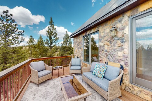 Secluded home on 5 acres with great mountain views, decks, wood stove & W/D