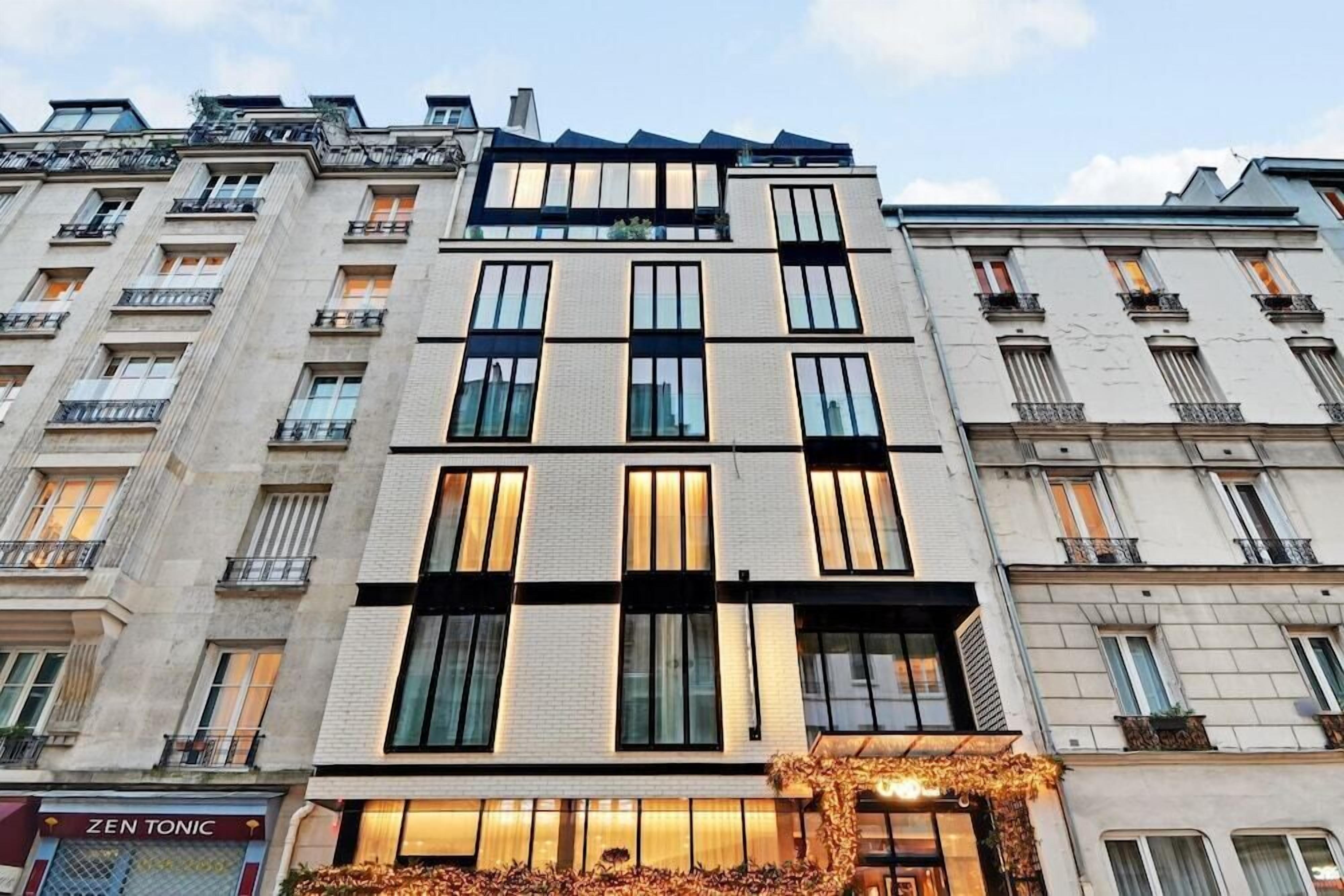 المنشأة من الخارج