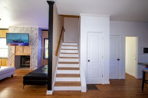 Interior - Blaq House (Atlanta)