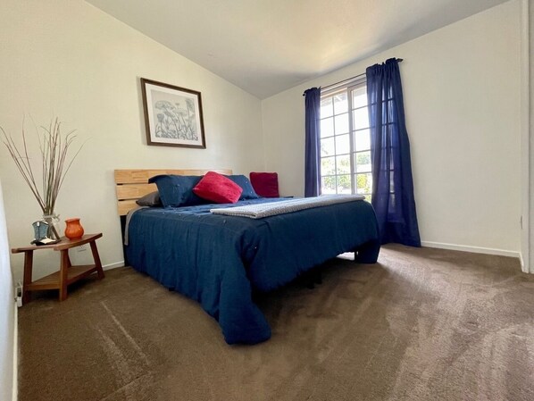 3 bedrooms, WiFi, bed sheets