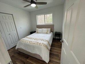 2 bedrooms, free WiFi, bed sheets