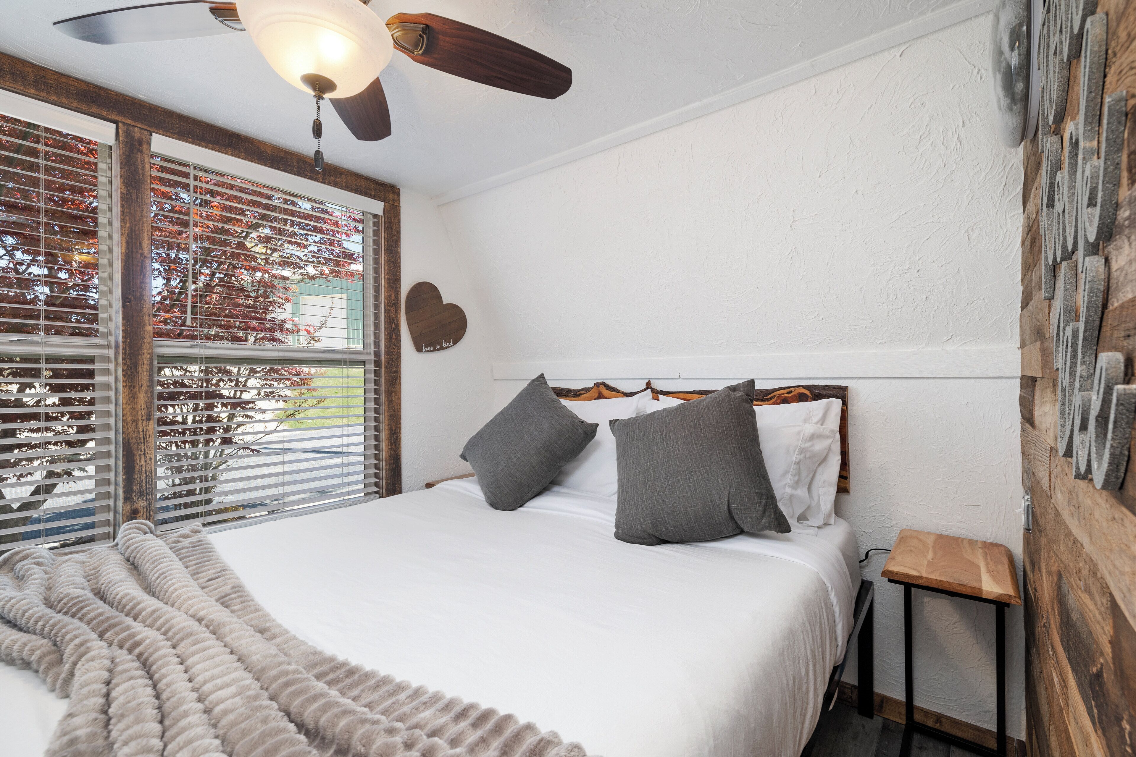 2 bedrooms, free WiFi, bed sheets