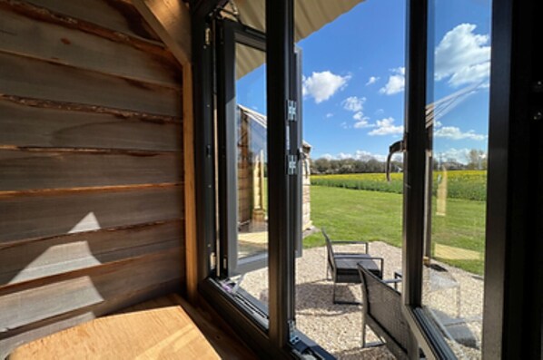 Interior - Tinywood Four (Itchington Southam)