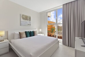 Condo (06) | 2 phòng ngủ, bộ đồ giường cao cấp, két bảo mật tại phòng 