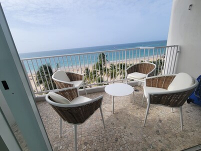 Relax Oceanfront @ Marbella West