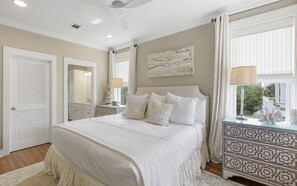 4 bedrooms, iron/ironing board, WiFi, bed sheets - Large Home + Private Pool, Beach & Steps to Beach (Seacrest)