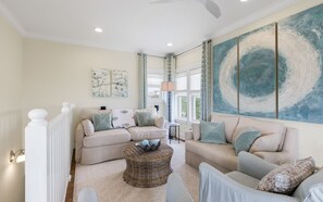 Smart TV, ping pong, books, stereo