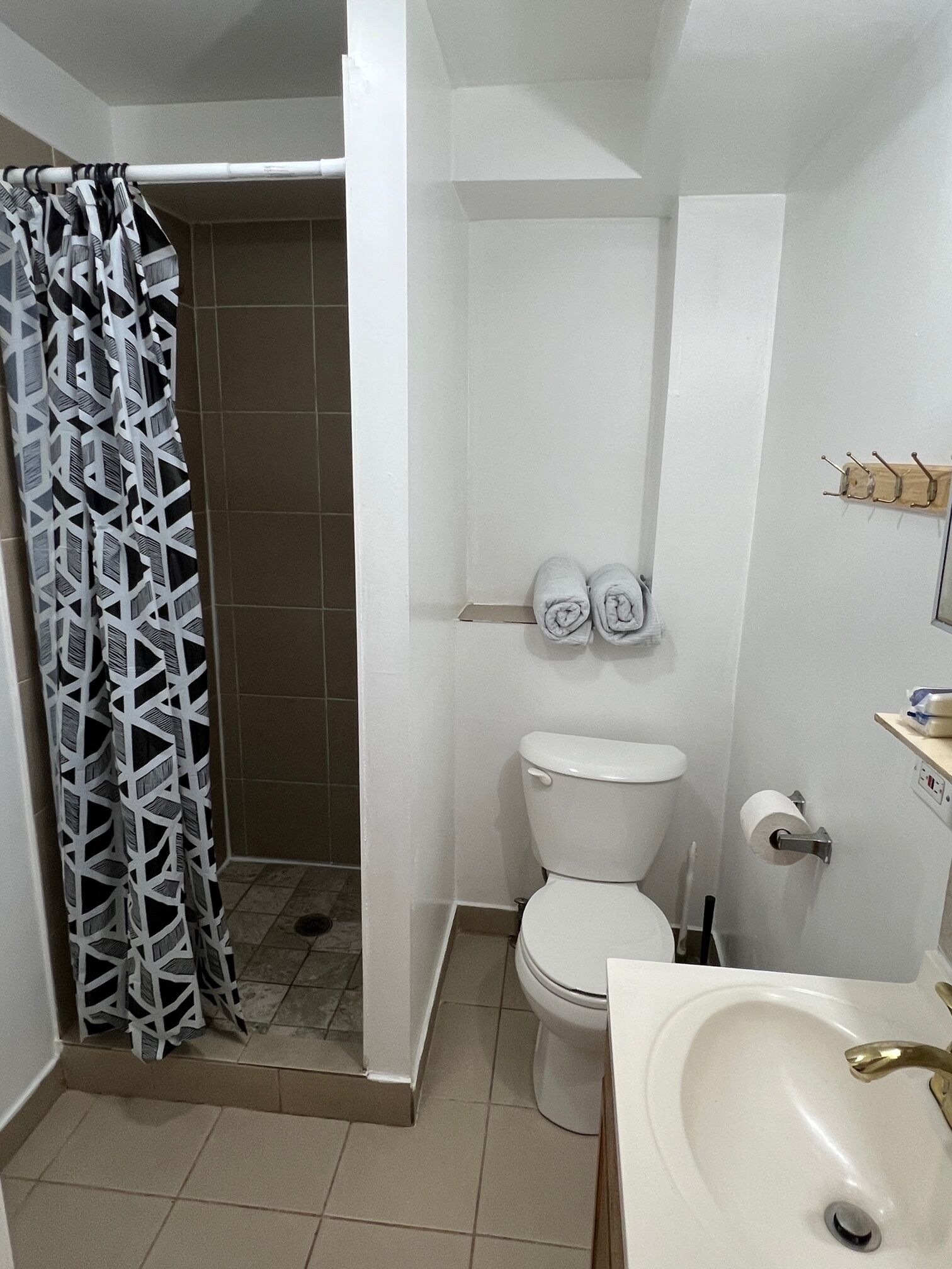 cozy home in Bridgeport Chicago.  walking to park and river front