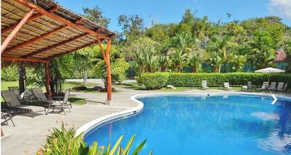 Luxe Town Home with Private Pool