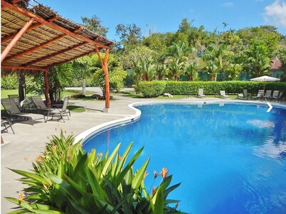 Luxe Town Home with Private Pool