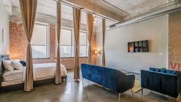 2 bedrooms, iron/ironing board, travel crib, WiFi