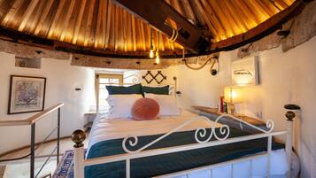 1 bedroom, desk, iron/ironing board, travel cot