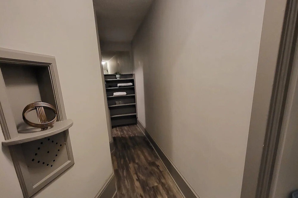 Cozy Private Studio Apartment Martinsburg