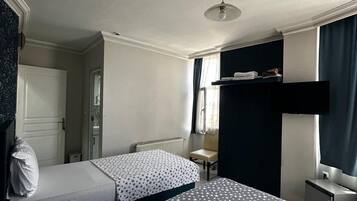 Premium bedding, WiFi (free), bed sheets