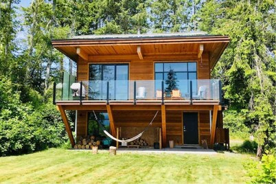 Oceanfront Nature Retreat  - Jordan River, BC