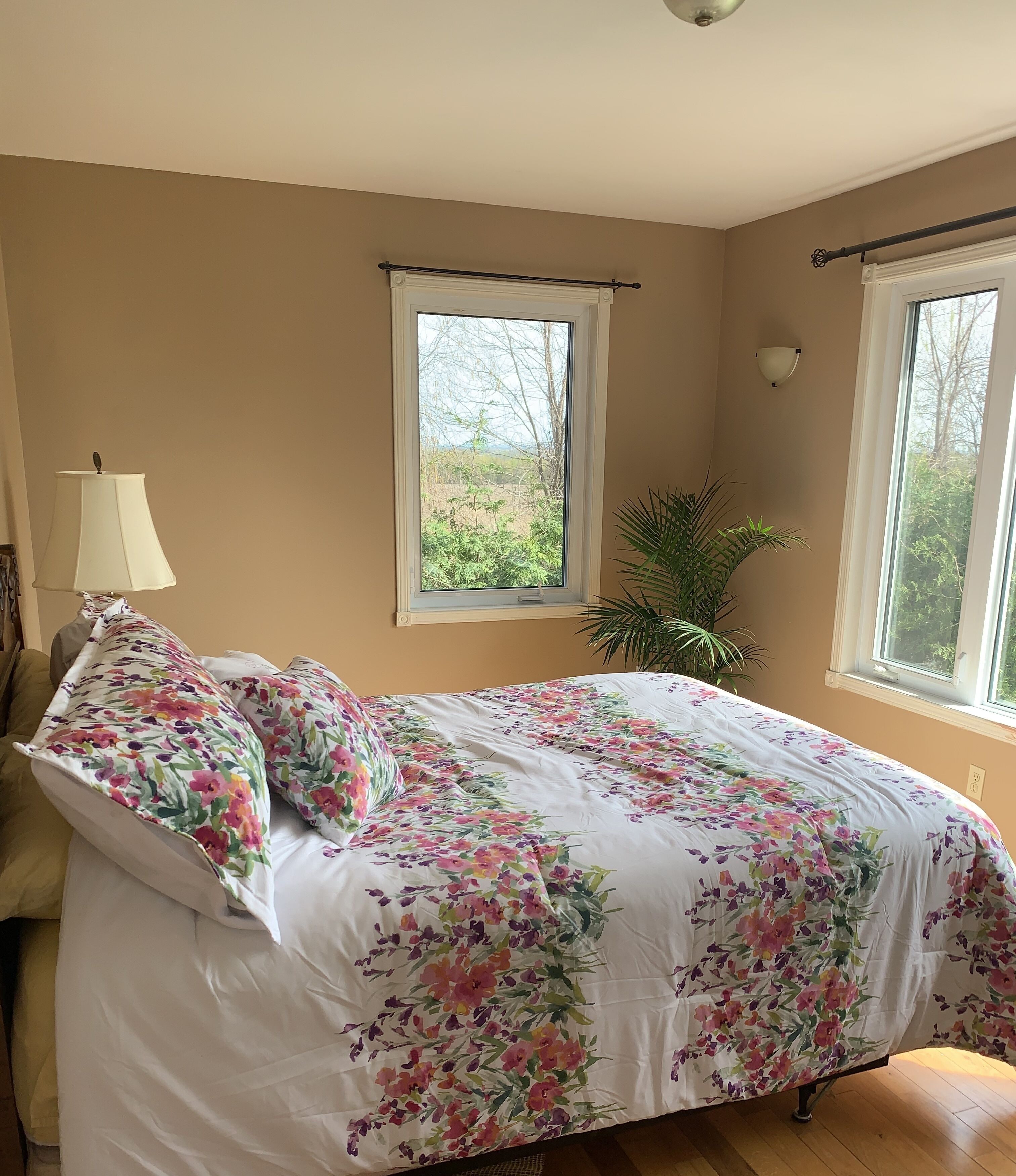 Close to Creemore, Wasaga, Mad River Golf, Blue Mtn!