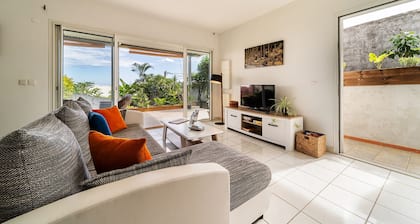 seasonal rental for 4 people max in large independent garden level