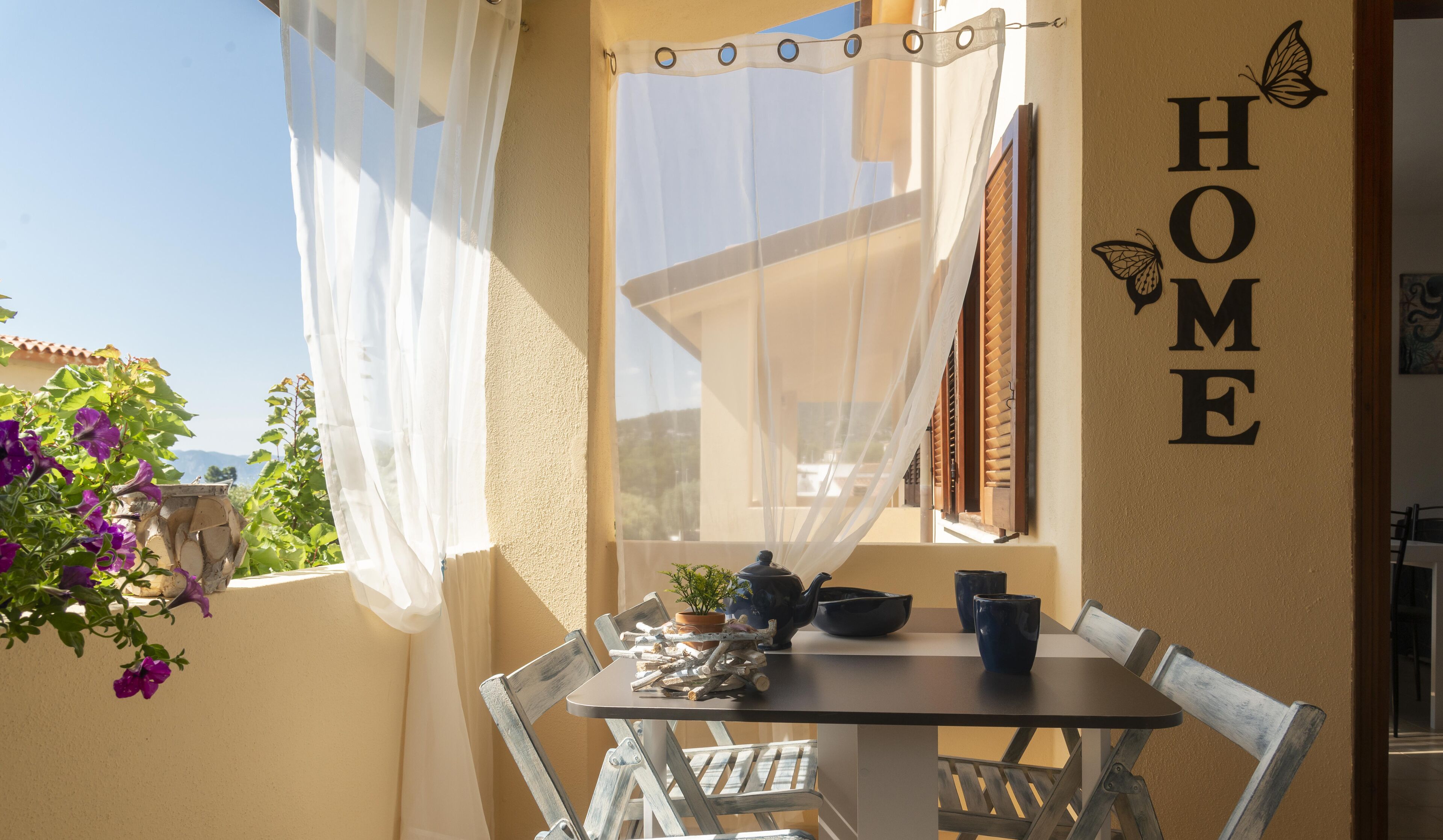 The Butterfly House - Two Bedroom Apartment, Sleeps 4