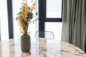 Dining - The Green Apartment IV by Florit Flats (Valencia)