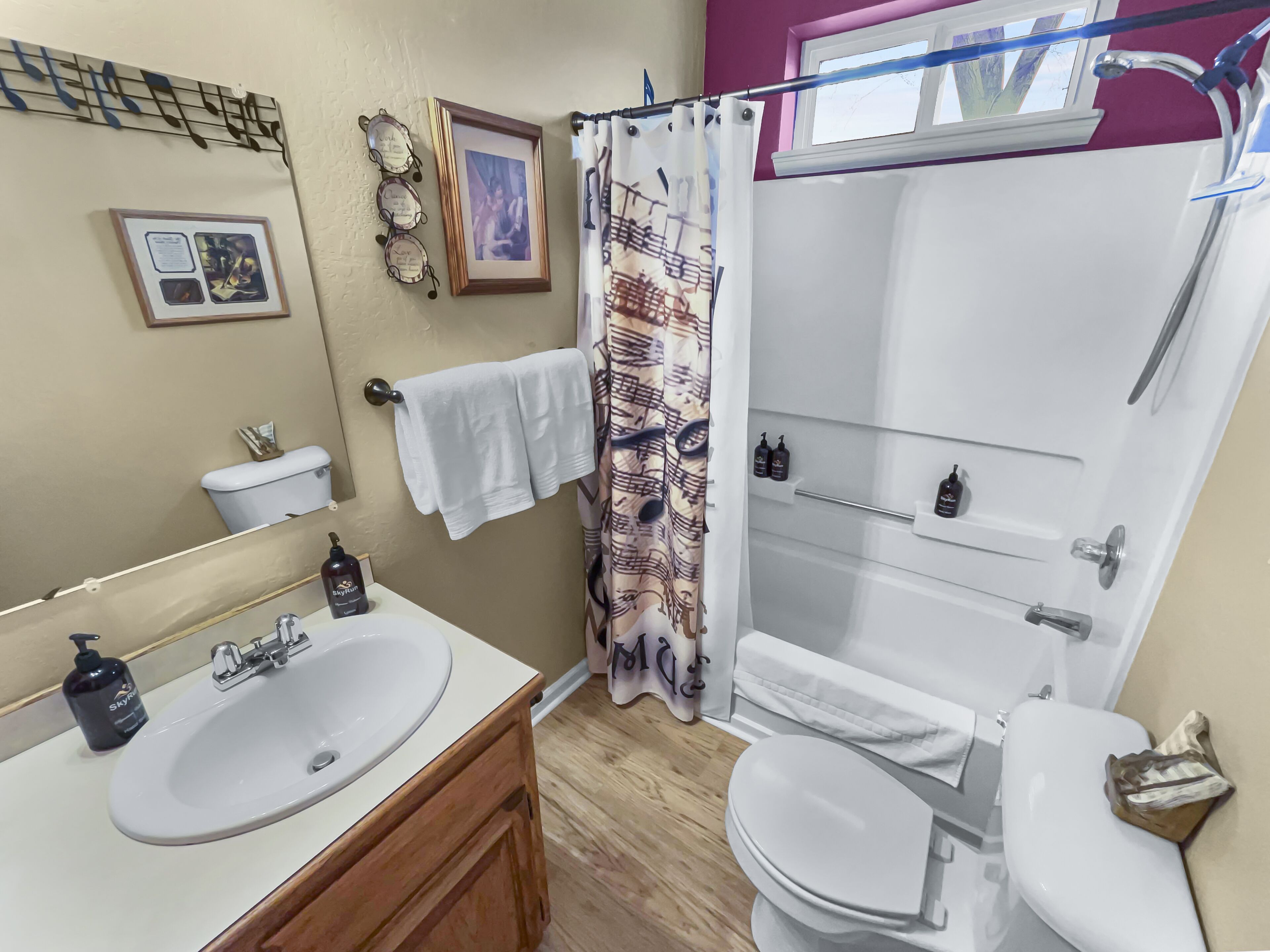 Pet-Friendly Sweet Corn Homestead Centrally Located Ski Fish Play