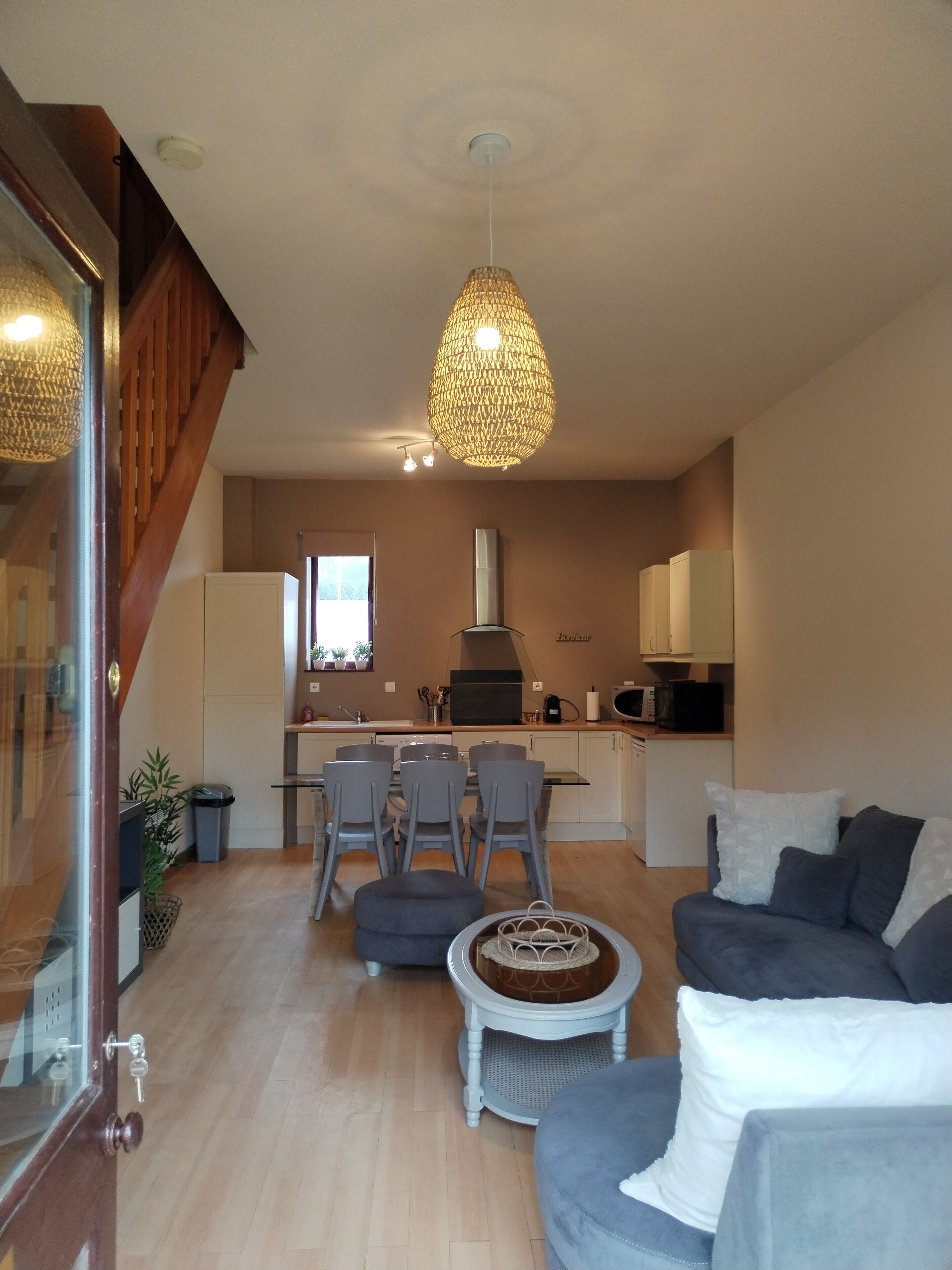 Domaine des Cerisiers * 2 minutes cycle path * Private parking