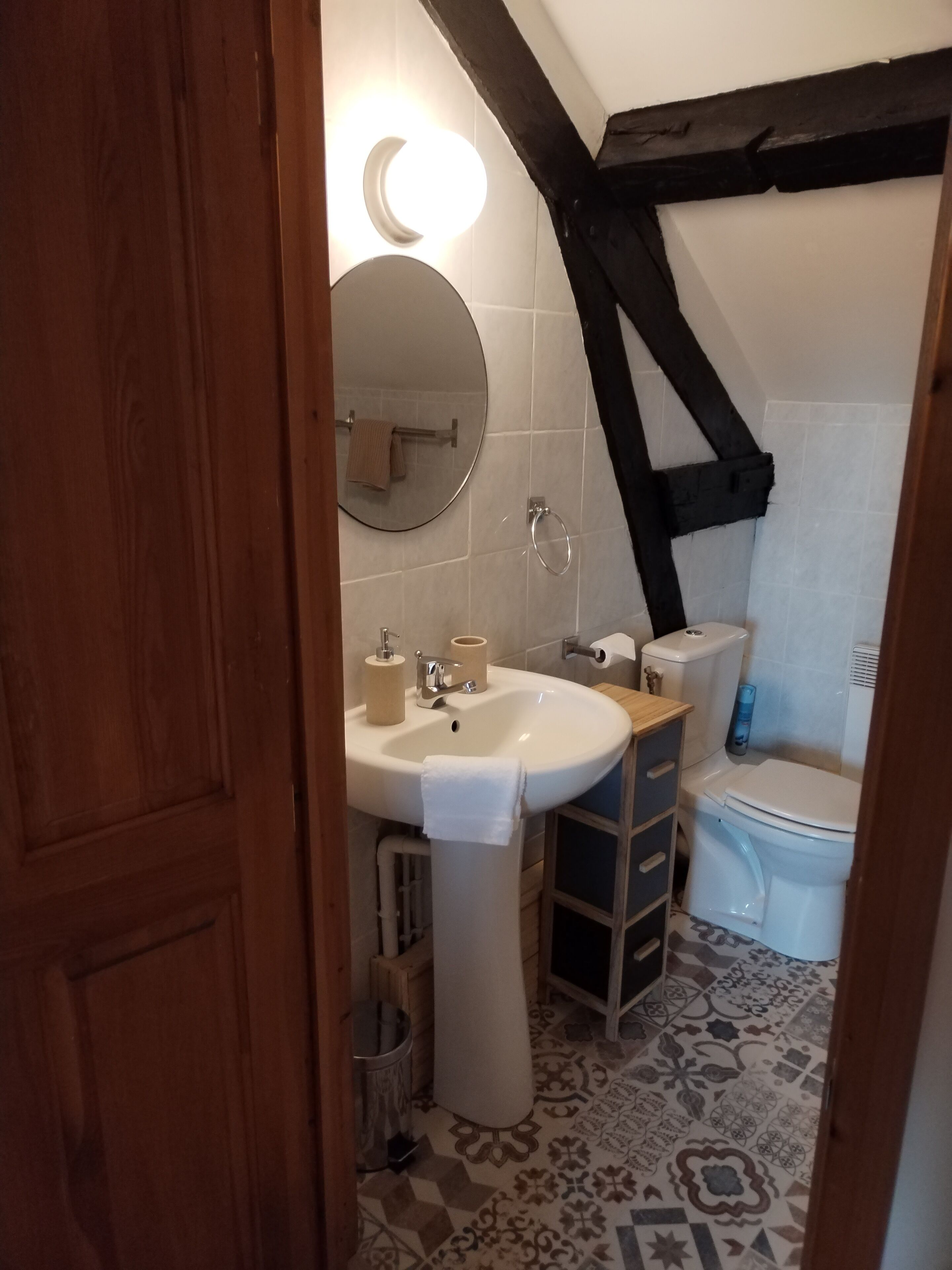 Domaine des Cerisiers * 2 minutes cycle path * Private parking