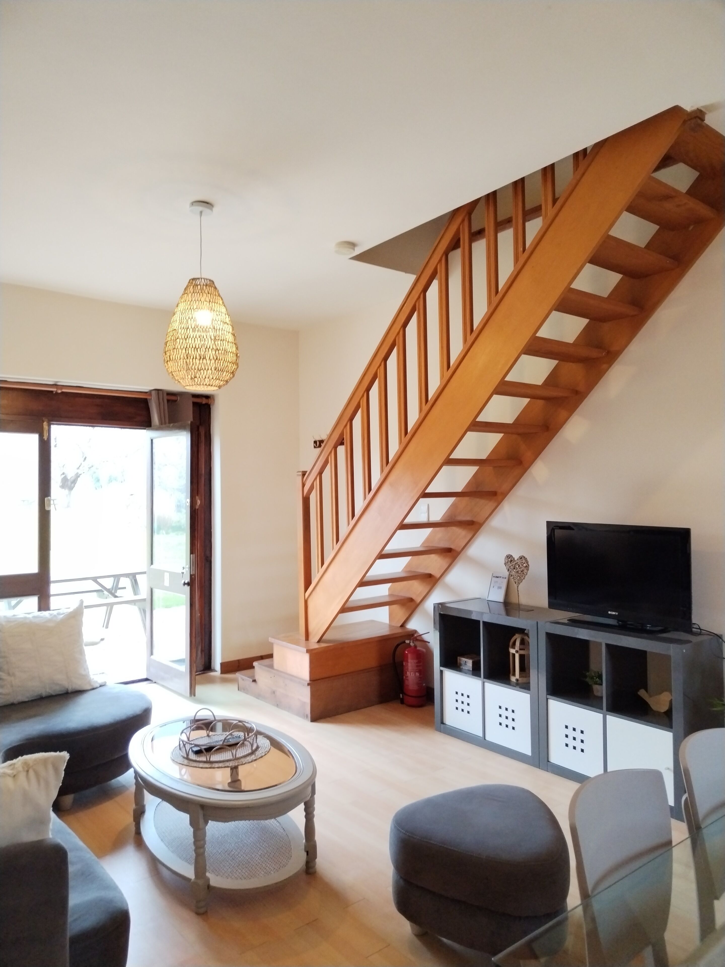 Domaine des Cerisiers * 2 minutes cycle path * Private parking