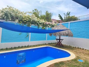 Piscina a l'aire lliure 