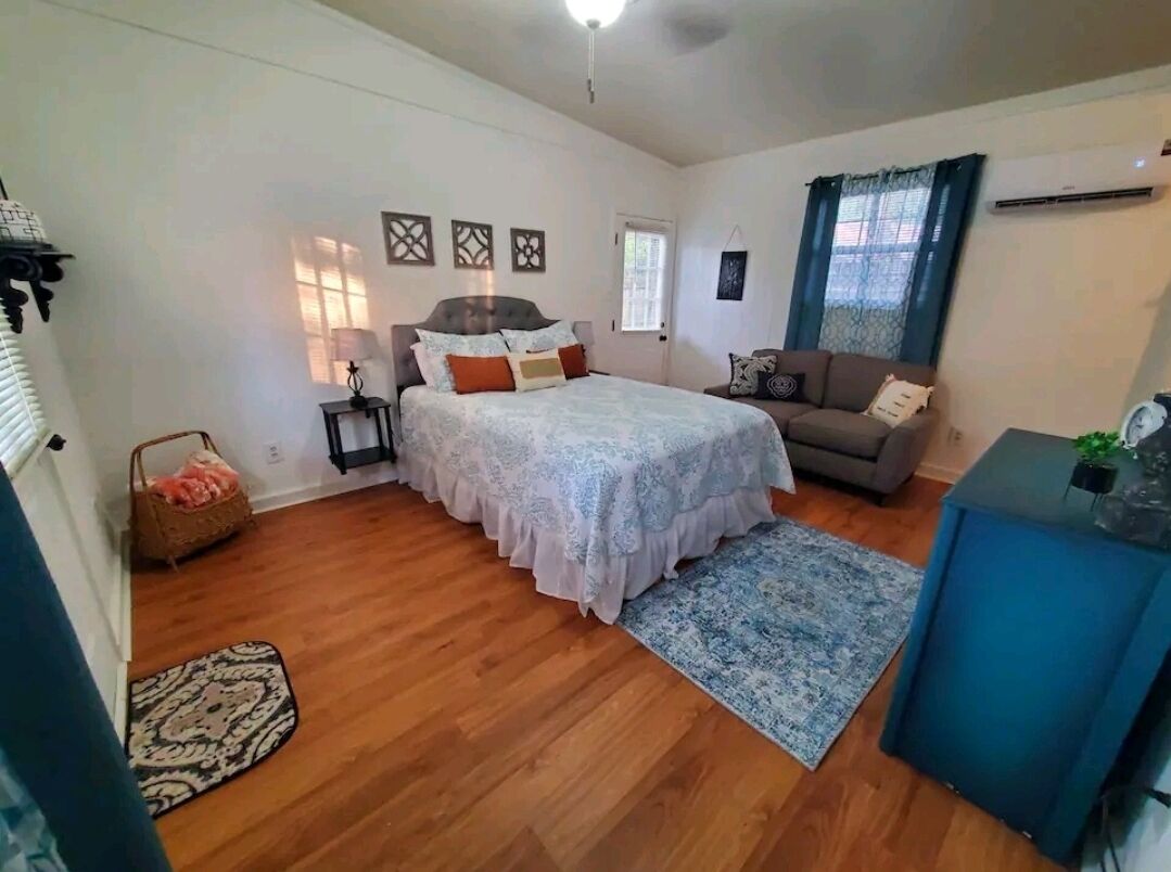 BT's Cottage Hideaway