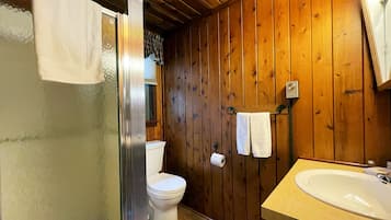 Bruser, hårtørrer, håndklæder