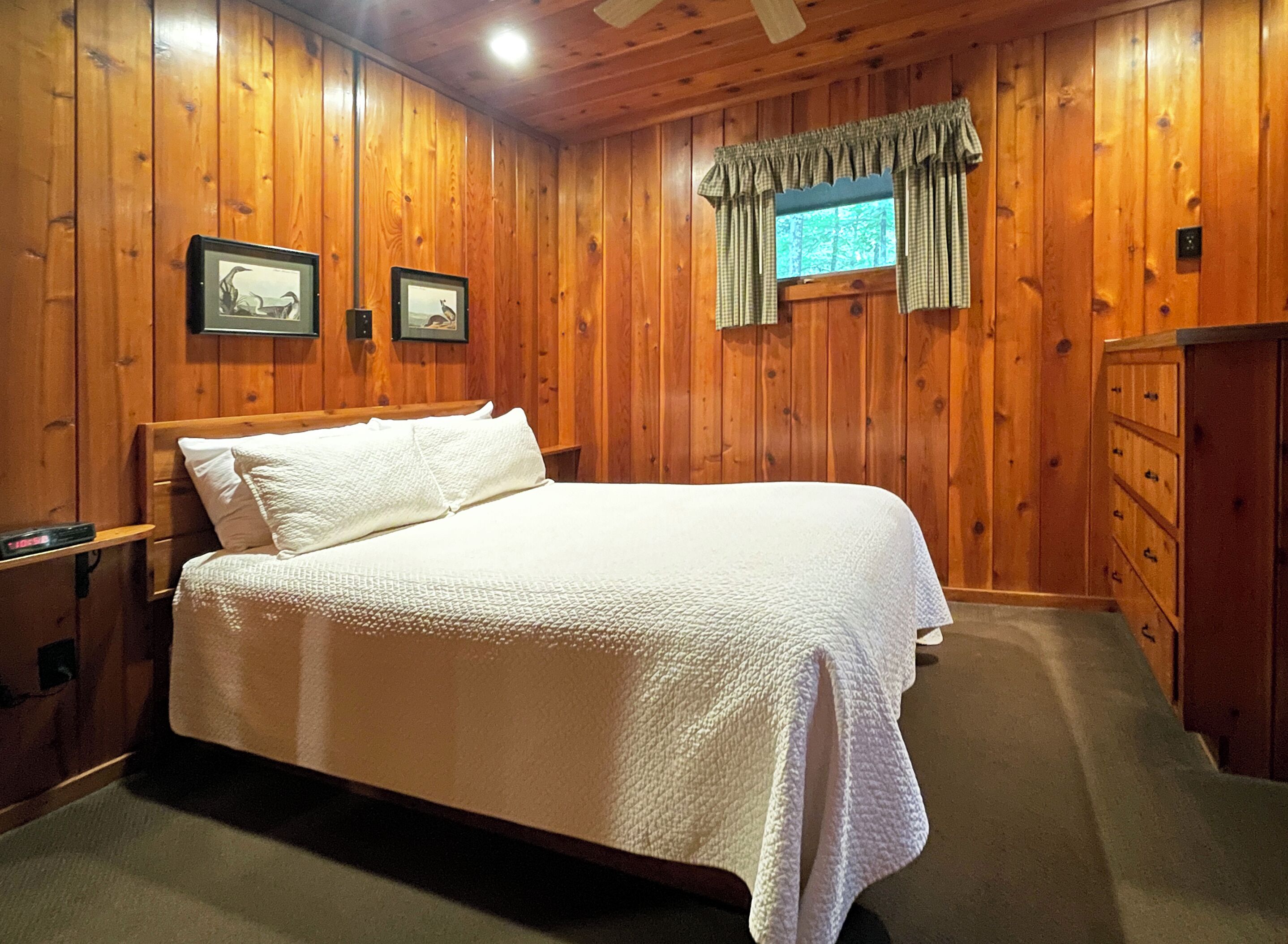 3 chambres, fer et planche à repasser, Wi-Fi, literie fournie