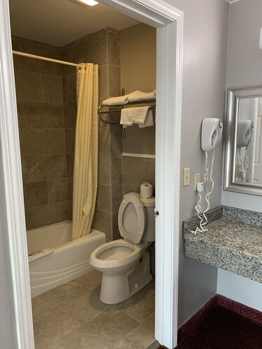 Bayfront Inn