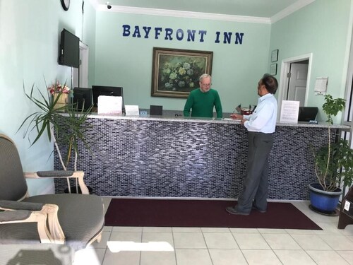 Bayfront Inn